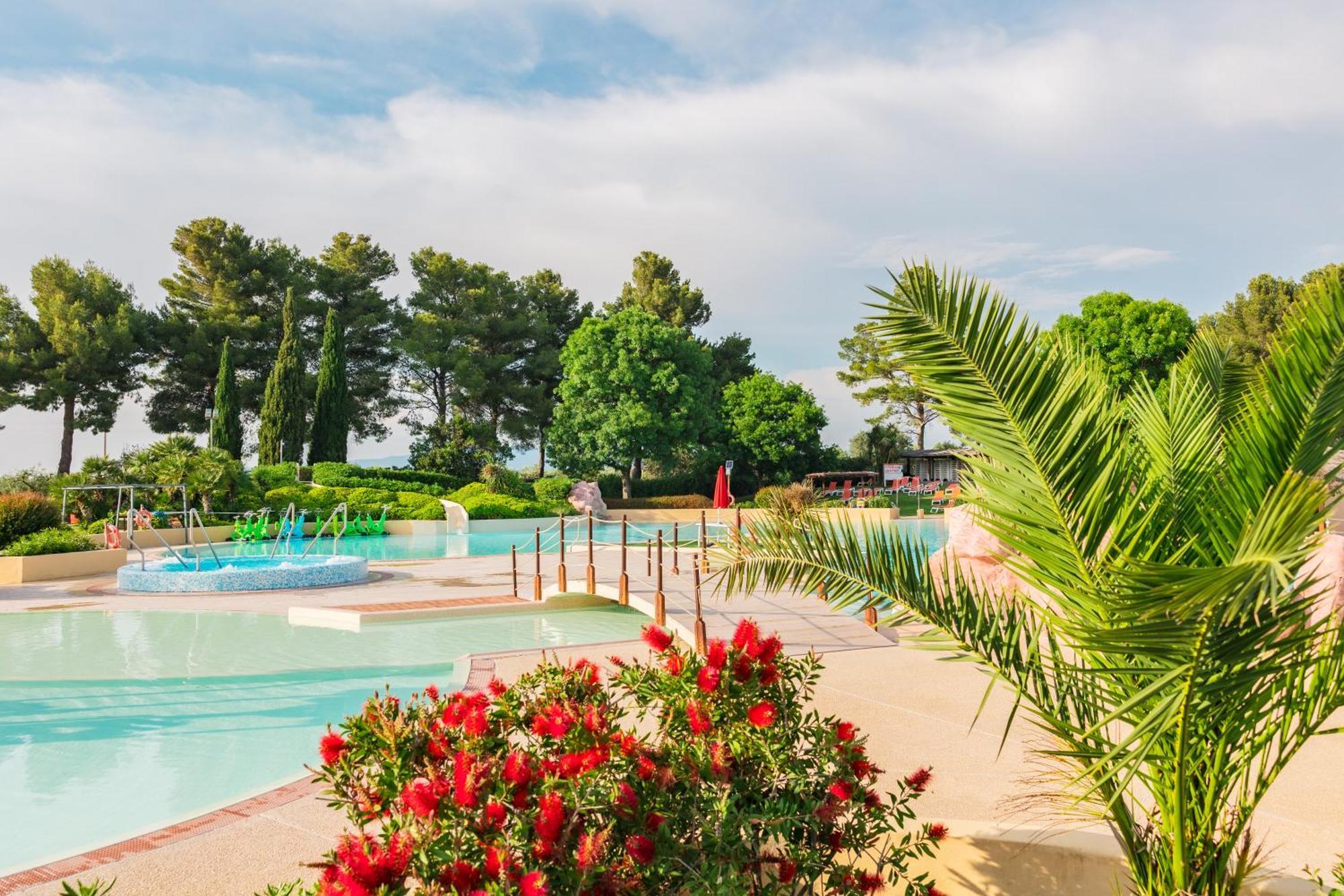 Camping Village Le Capanne Bibbona Buitenkant foto